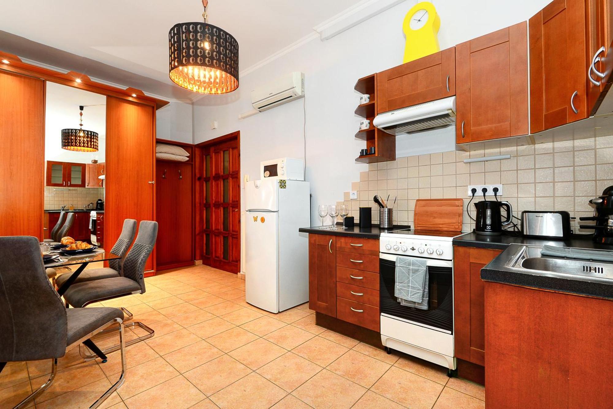 Singer Apartment R161 — Photos 2